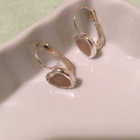 Earrings - Picture 2 of 8